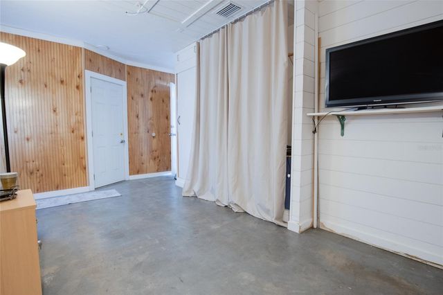 6301 GEM LANE, Seminole, FL 33772