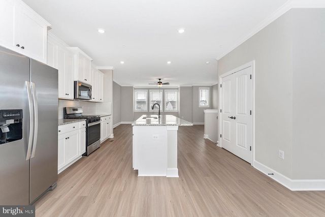 549 BARTHOLOMEW DR, Waynesboro, PA 17268