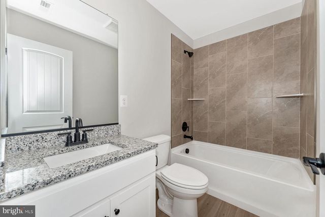 549 BARTHOLOMEW DR, Waynesboro, PA 17268