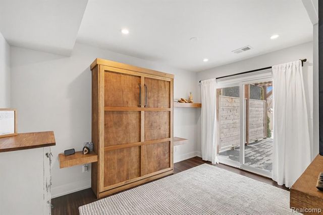 4163 E Maple Avenue, Grand Blanc, MI 48439