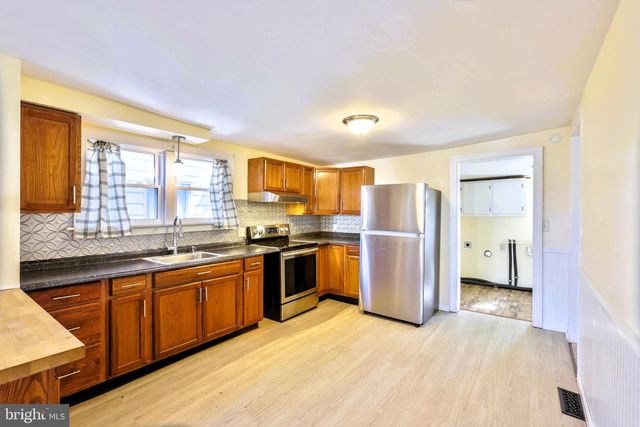 312 E GARFIELD STREET, Shippensburg, PA 17257