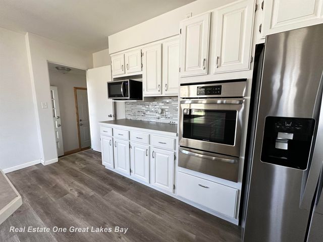 2470 Linda Avenue, Saginaw, MI 48603