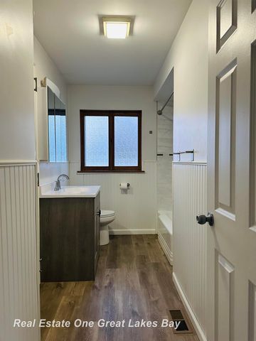 2470 Linda Avenue, Saginaw, MI 48603