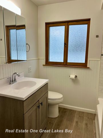 2470 Linda Avenue, Saginaw, MI 48603