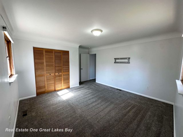 2470 Linda Avenue, Saginaw, MI 48603