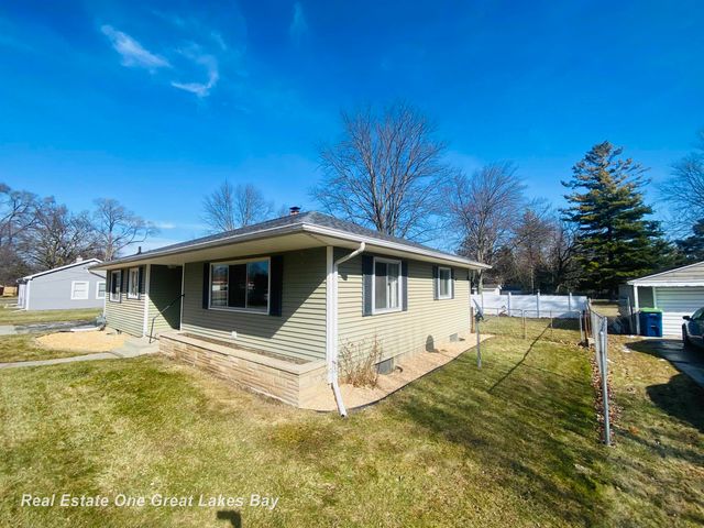 2470 Linda Avenue, Saginaw, MI 48603