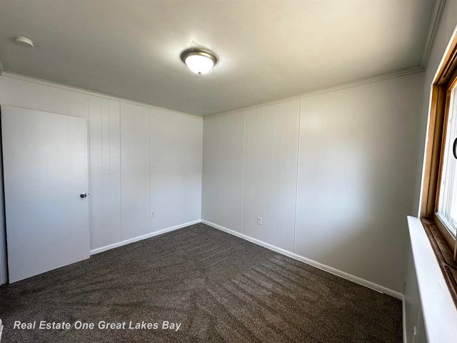 2470 Linda Avenue, Saginaw, MI 48603