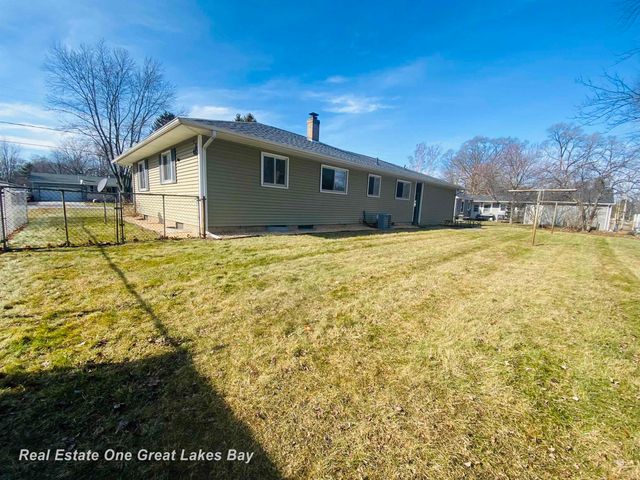 2470 Linda Avenue, Saginaw, MI 48603