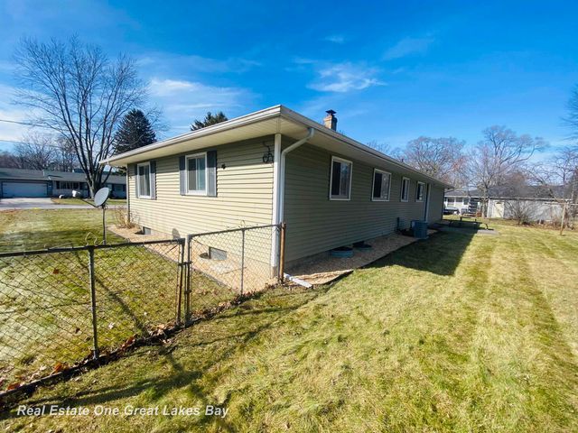 2470 Linda Avenue, Saginaw, MI 48603