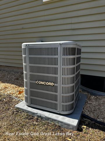 2470 Linda Avenue, Saginaw, MI 48603