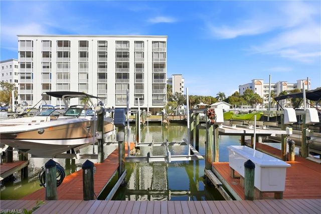 4421 Bay Beach LN # 611, Fort Myers Beach, FL 33931