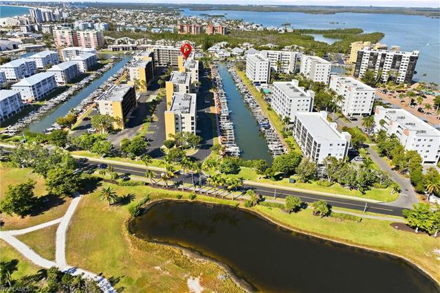 4421 Bay Beach LN # 611, Fort Myers Beach, FL 33931