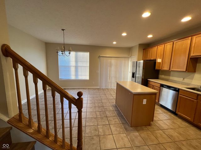 3522 N Golden Gate Drive N, Westfield, IN 46074