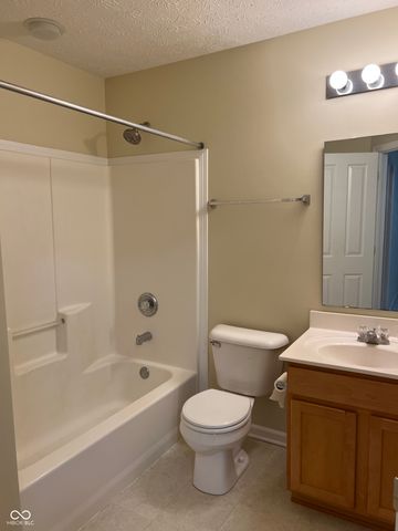 3522 N Golden Gate Drive N, Westfield, IN 46074