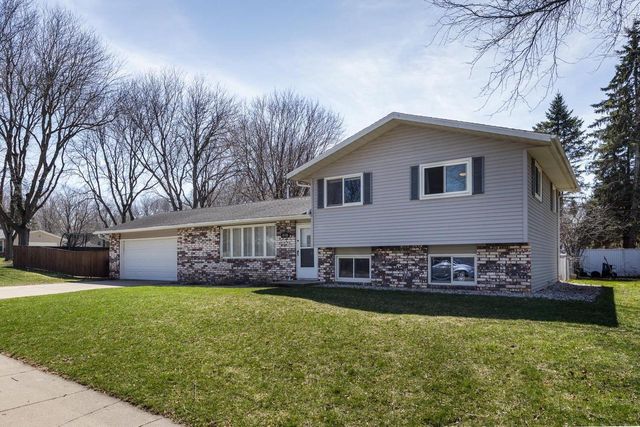 4709 Hamlet Place, Madison, WI 53714