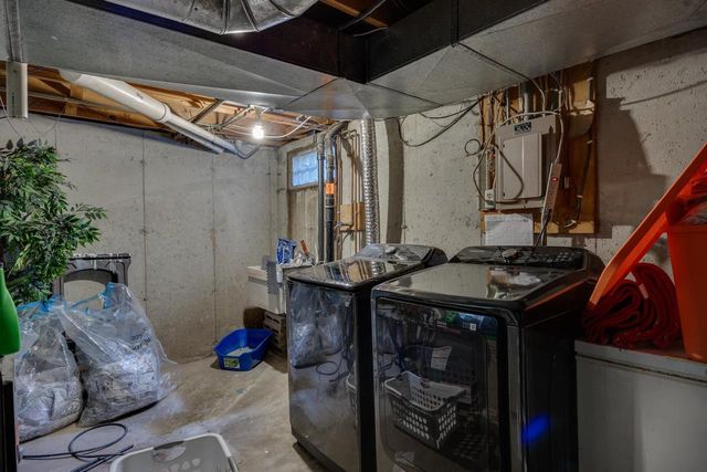 4709 Hamlet Place, Madison, WI 53714