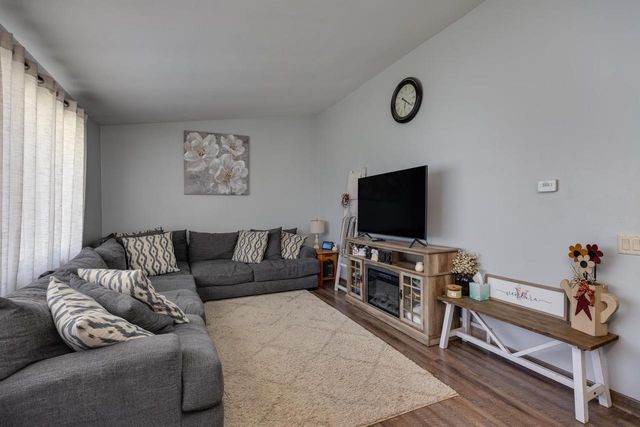 4709 Hamlet Place, Madison, WI 53714