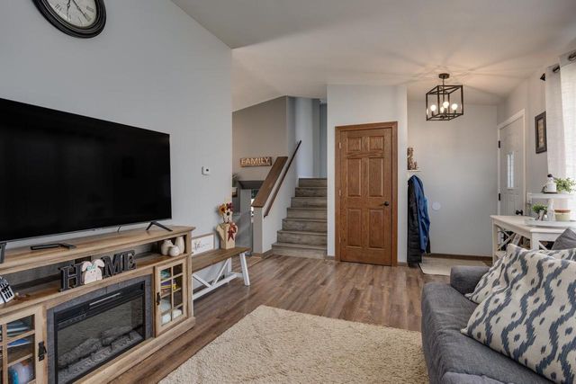4709 Hamlet Place, Madison, WI 53714