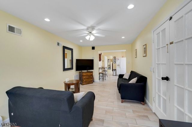 2657 Spruce St, Union Twp., NJ 07083