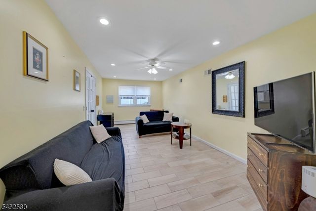 2657 Spruce St, Union Twp., NJ 07083