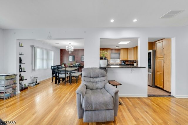 2657 Spruce St, Union Twp., NJ 07083