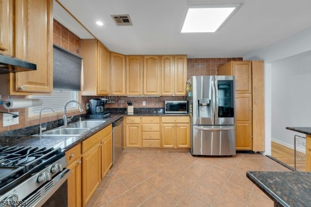 2657 Spruce St, Union Twp., NJ 07083