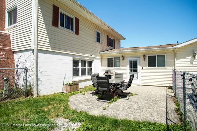 222 Dawn Court, Potterville, MI 48876