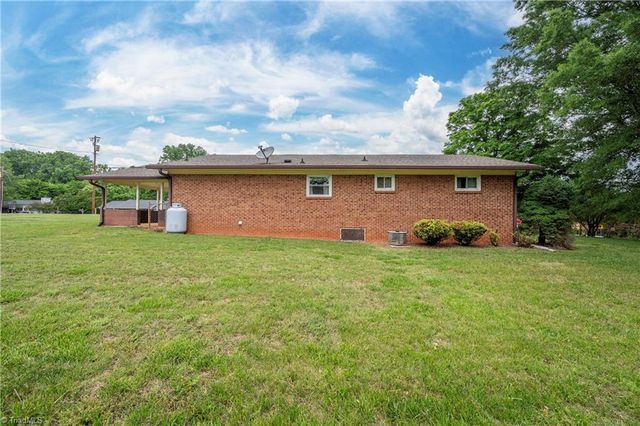 852 Sain Road, Mocksville, NC 27028