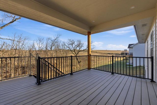 5356 W ARDMORE Street, Council Bluffs, IA 51503