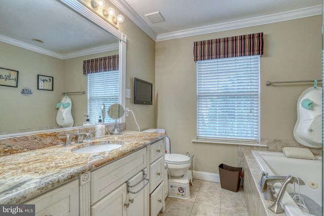 12 BANCROFT RD, New Castle, DE 19720