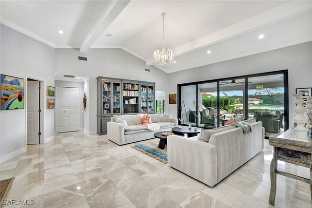 36 Cajeput DR, Naples, FL 34108