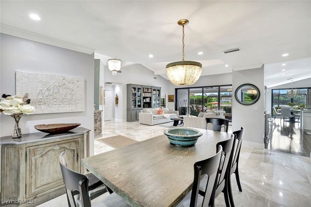 36 Cajeput DR, Naples, FL 34108