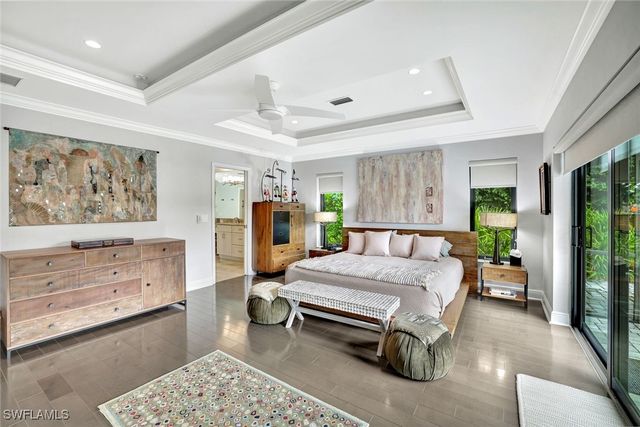 36 Cajeput DR, Naples, FL 34108