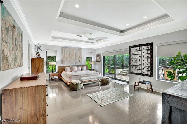 36 Cajeput DR, Naples, FL 34108