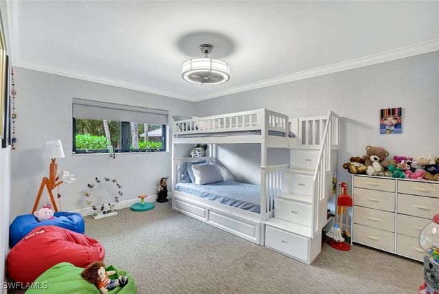 36 Cajeput DR, Naples, FL 34108