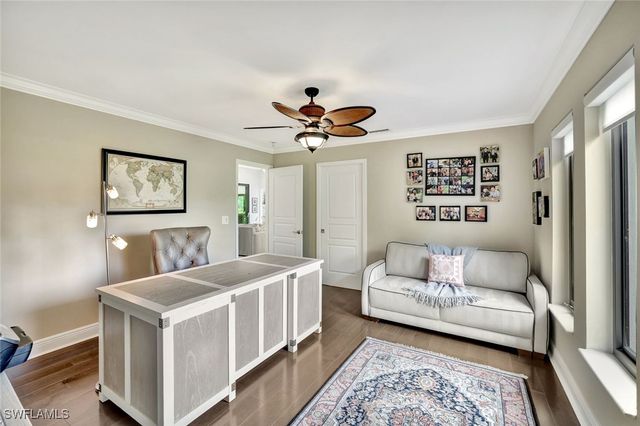 36 Cajeput DR, Naples, FL 34108