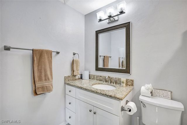 36 Cajeput DR, Naples, FL 34108