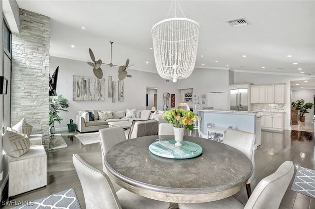 36 Cajeput DR, Naples, FL 34108