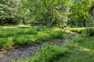 5898 Highway 100, W, Centerville, TN 37033