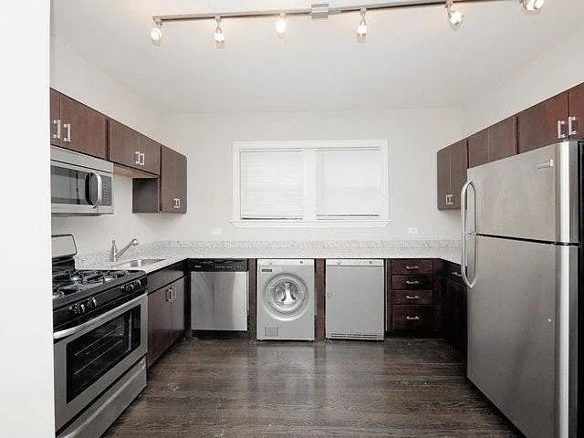 1540 W Waveland Avenue 3, Chicago, IL 60613