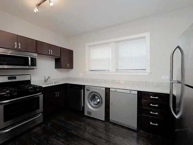 1540 W Waveland Avenue 3, Chicago, IL 60613