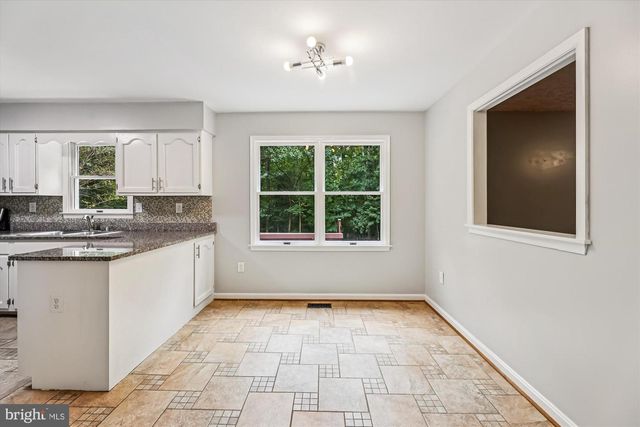 3643 FOXHALL PL, White Plains, MD 20695