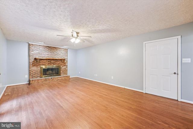 3643 FOXHALL PL, White Plains, MD 20695