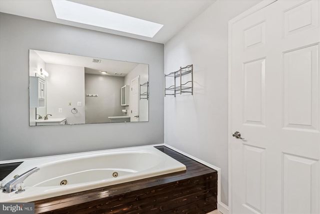 3643 FOXHALL PL, White Plains, MD 20695