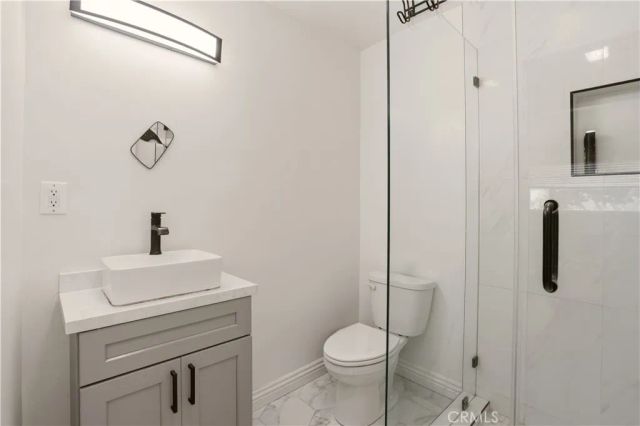 339 E 103 Street, Los Angeles, CA 90003