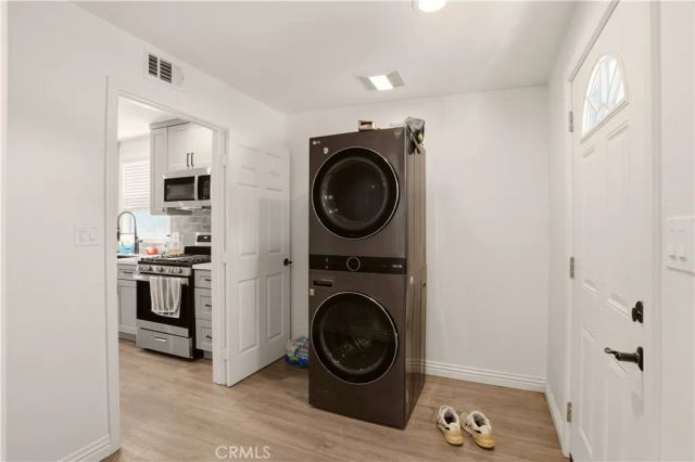 339 E 103 Street, Los Angeles, CA 90003