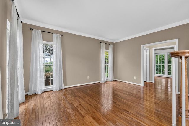 8155 CANCUN CT, Gainesville, VA 20155