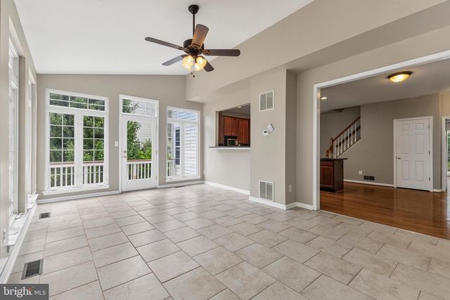 8155 CANCUN CT, Gainesville, VA 20155