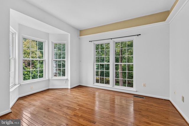 8155 CANCUN CT, Gainesville, VA 20155