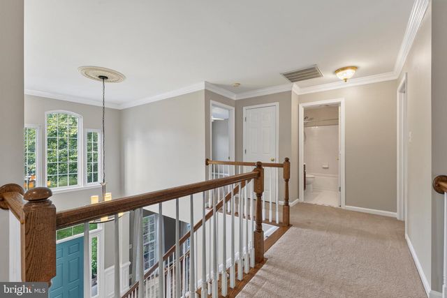 8155 CANCUN CT, Gainesville, VA 20155